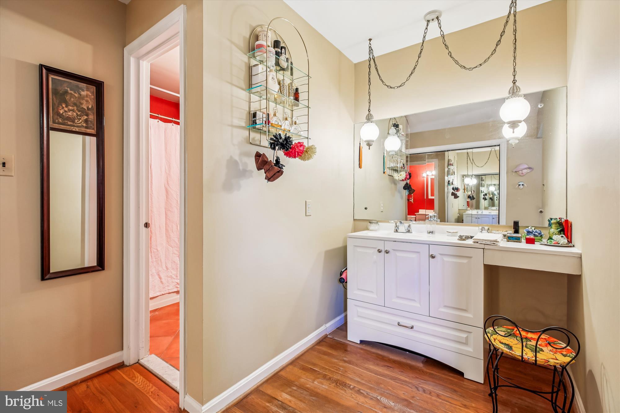 MONTROSE WOODS - Residential