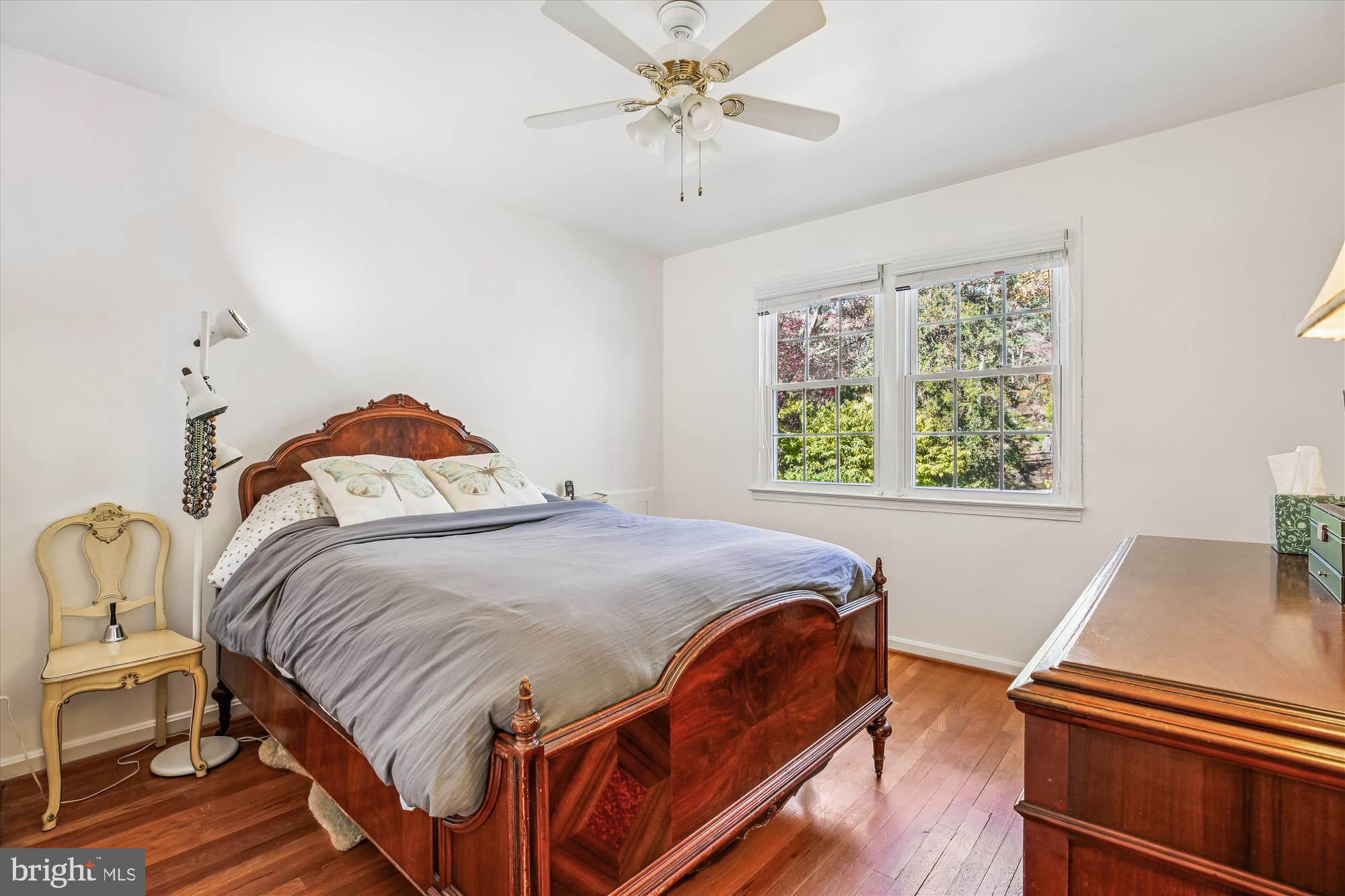 MONTROSE WOODS - Residential