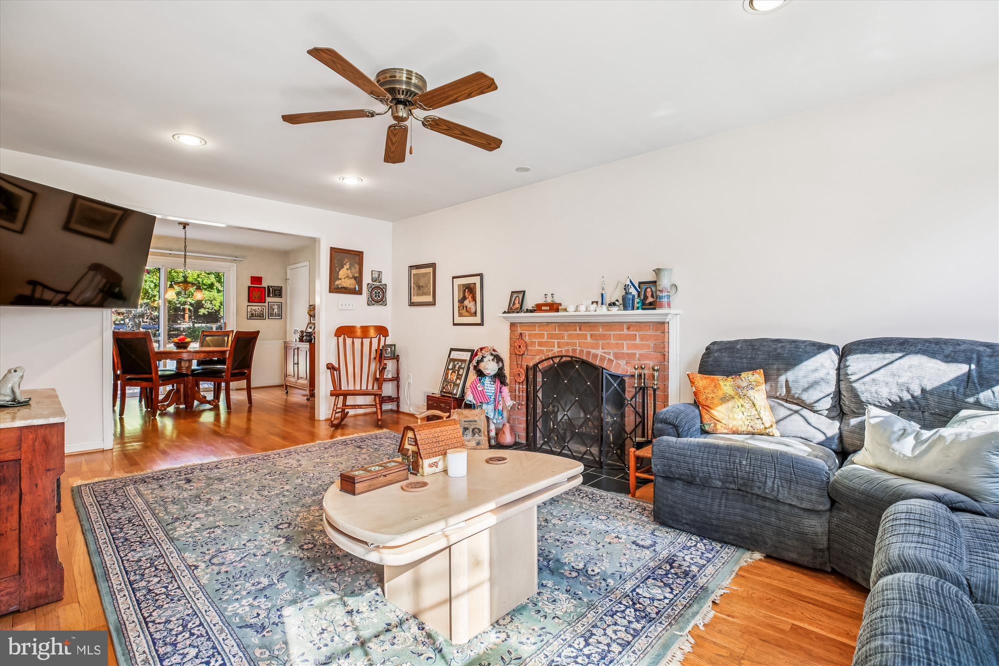 MONTROSE WOODS - Residential