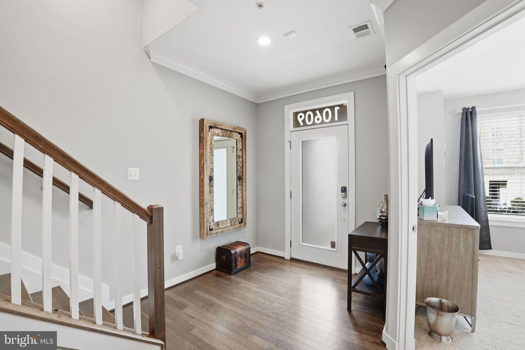 Photo of 10609 Observatory Place, UPPER MARLBORO, MD 20772 (MLS # MDPG2188716)