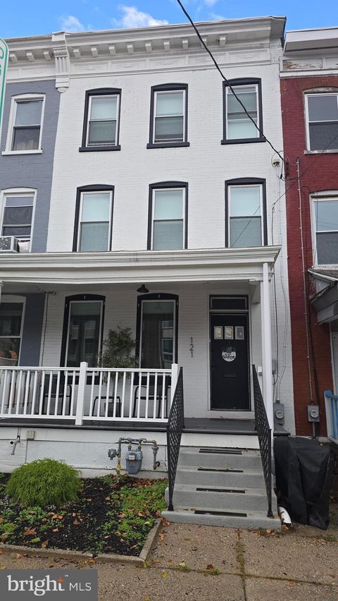 Photo of 121 S Marshall Street, LANCASTER, PA 17602 (MLS # PALA2079210)
