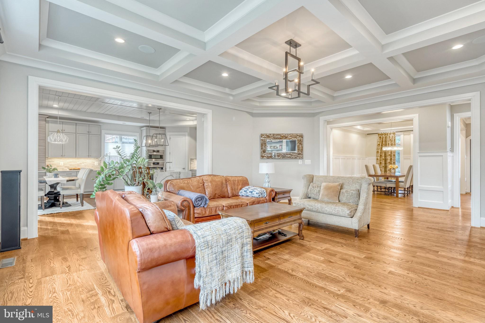 LANGLEY MANOR - Residential Lease