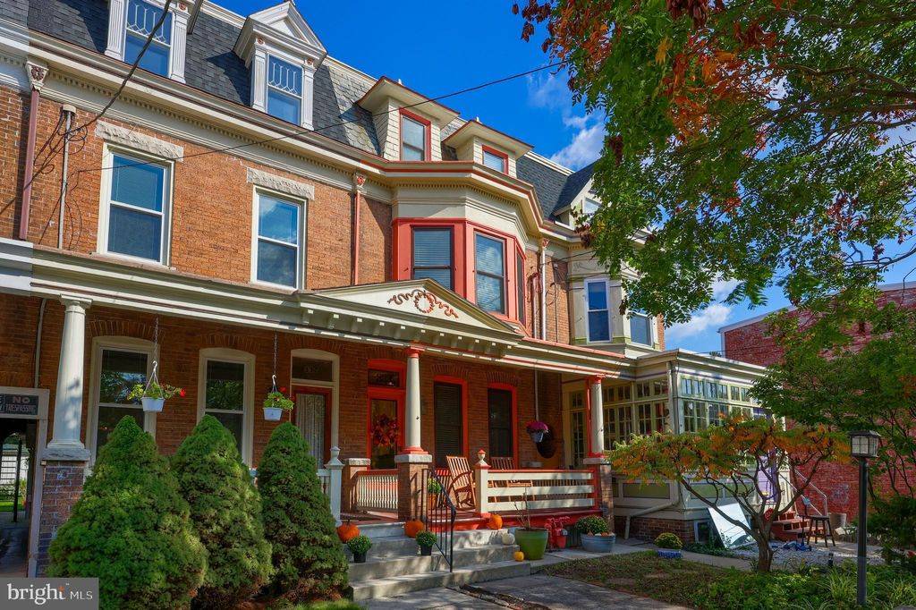 Photo of 335 N Charlotte Street, Lancaster, PA 17603 (MLS # PALA2041816)