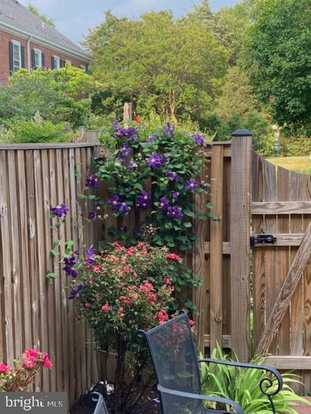 FAIRLINGTON MEADOWS - Residential