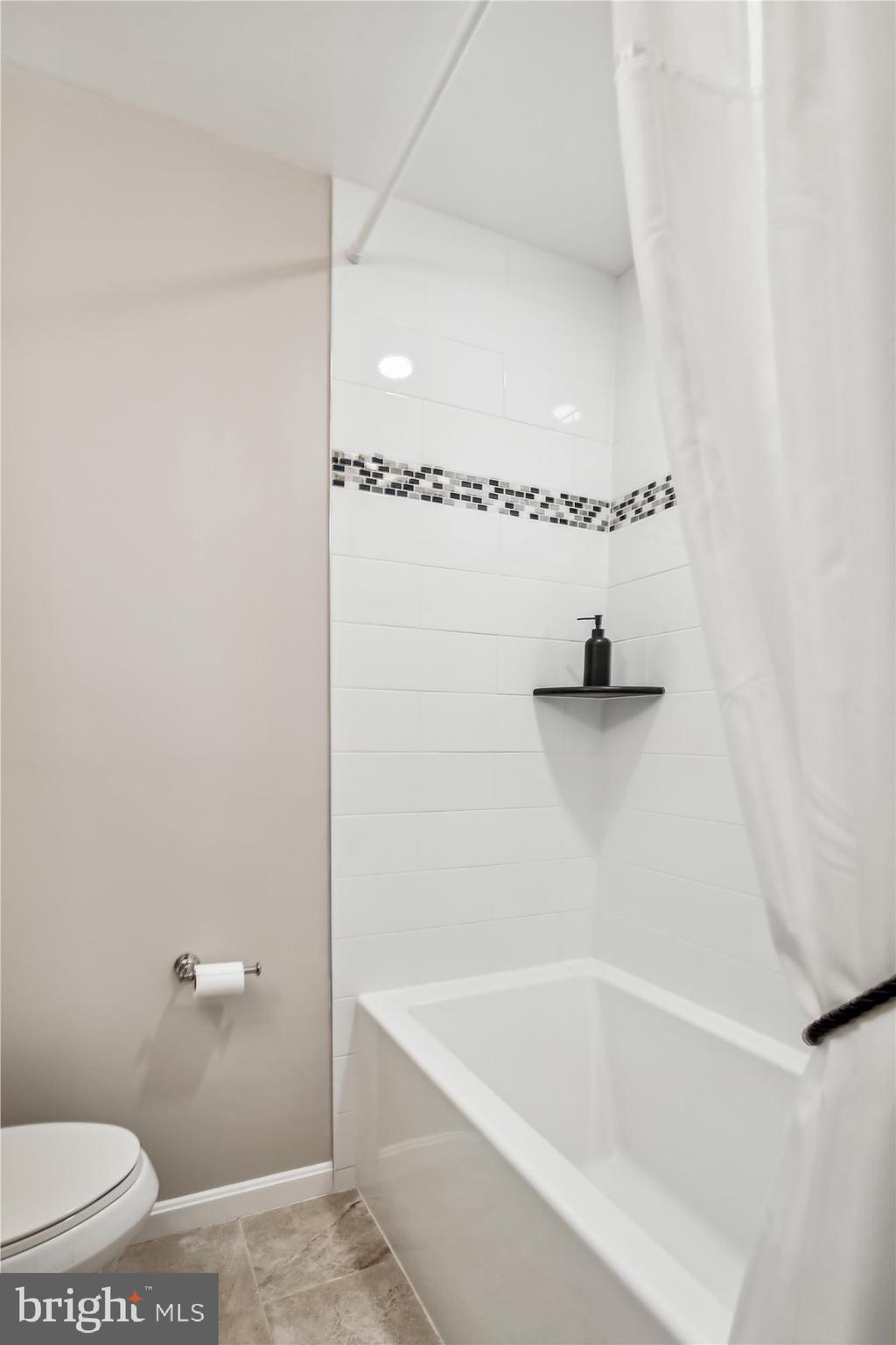 FAIRLINGTON MEADOWS - Residential