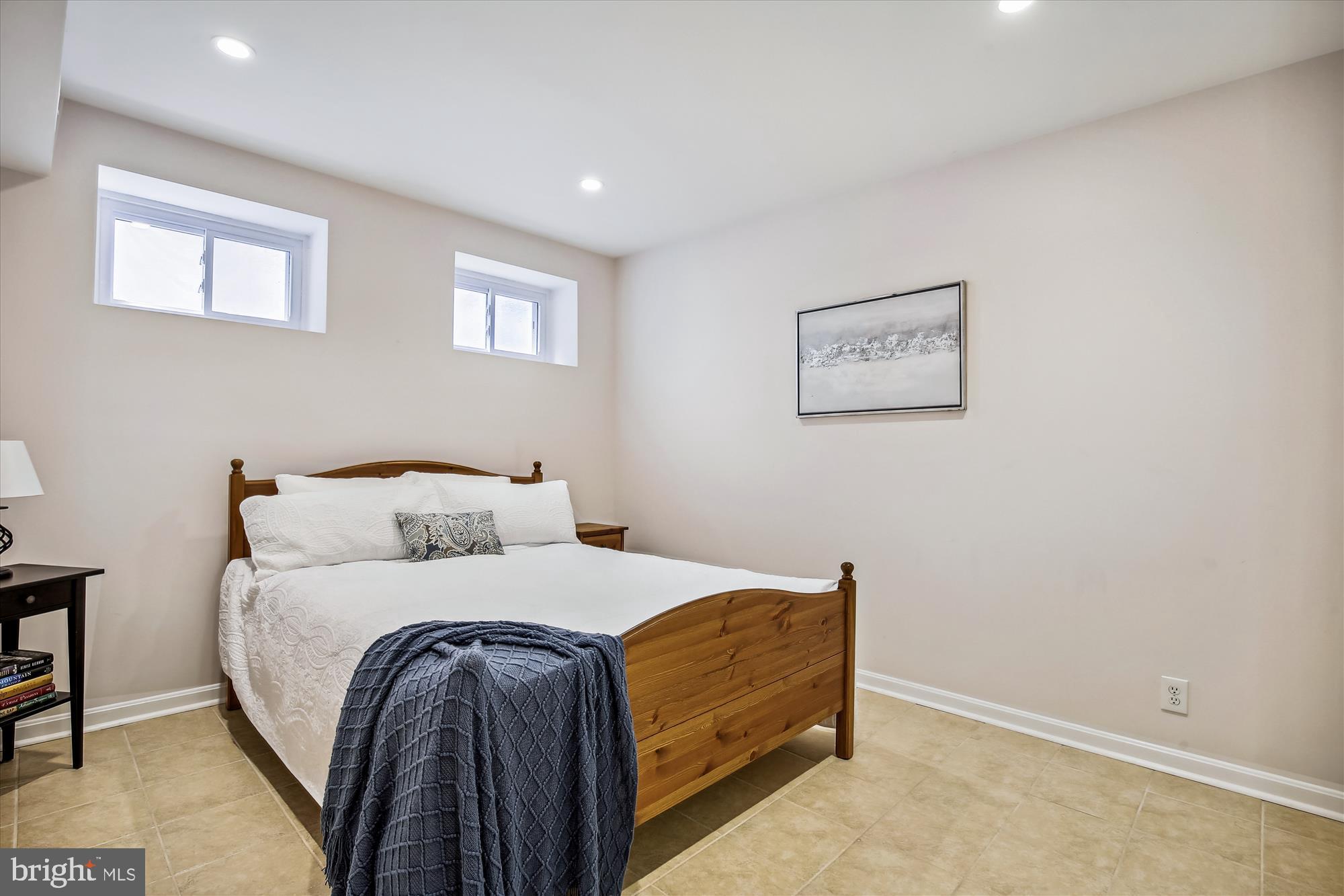 FAIRLINGTON MEADOWS - Residential