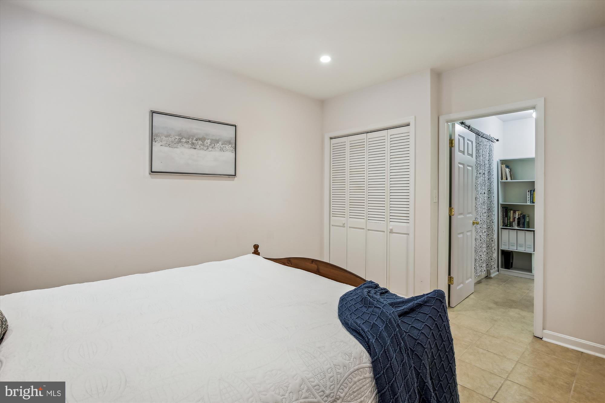 FAIRLINGTON MEADOWS - Residential