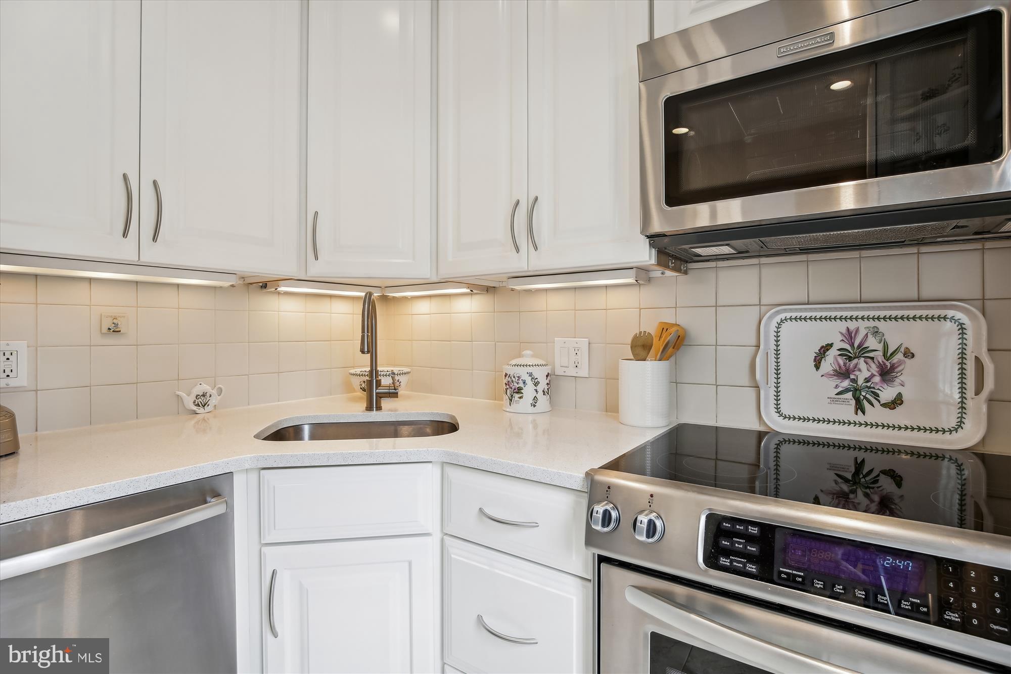 FAIRLINGTON MEADOWS - Residential