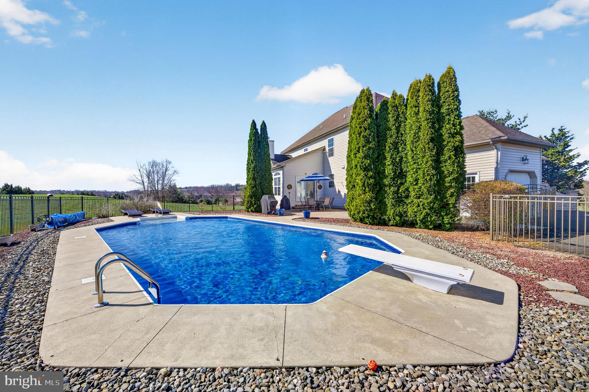 FOX RIDGE FARMS - Residential