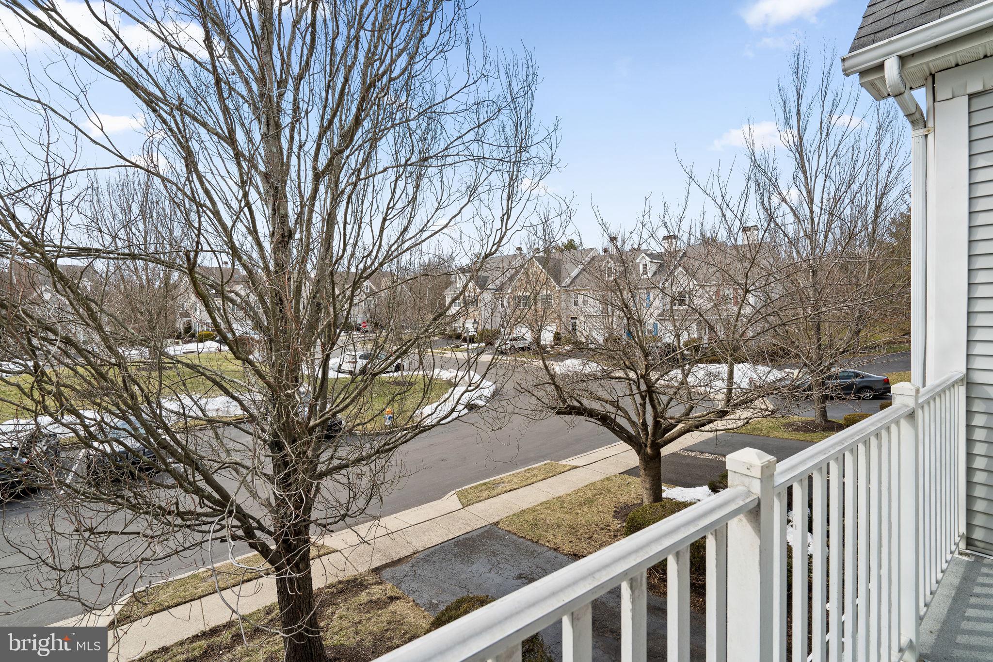 WINNERS CIRCLE - Residential