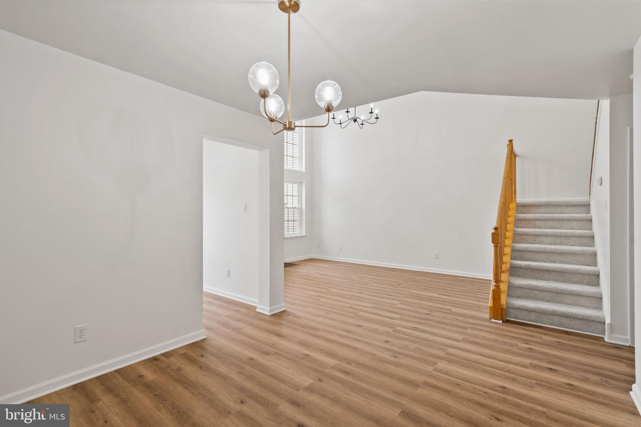 WINNERS CIRCLE - Residential