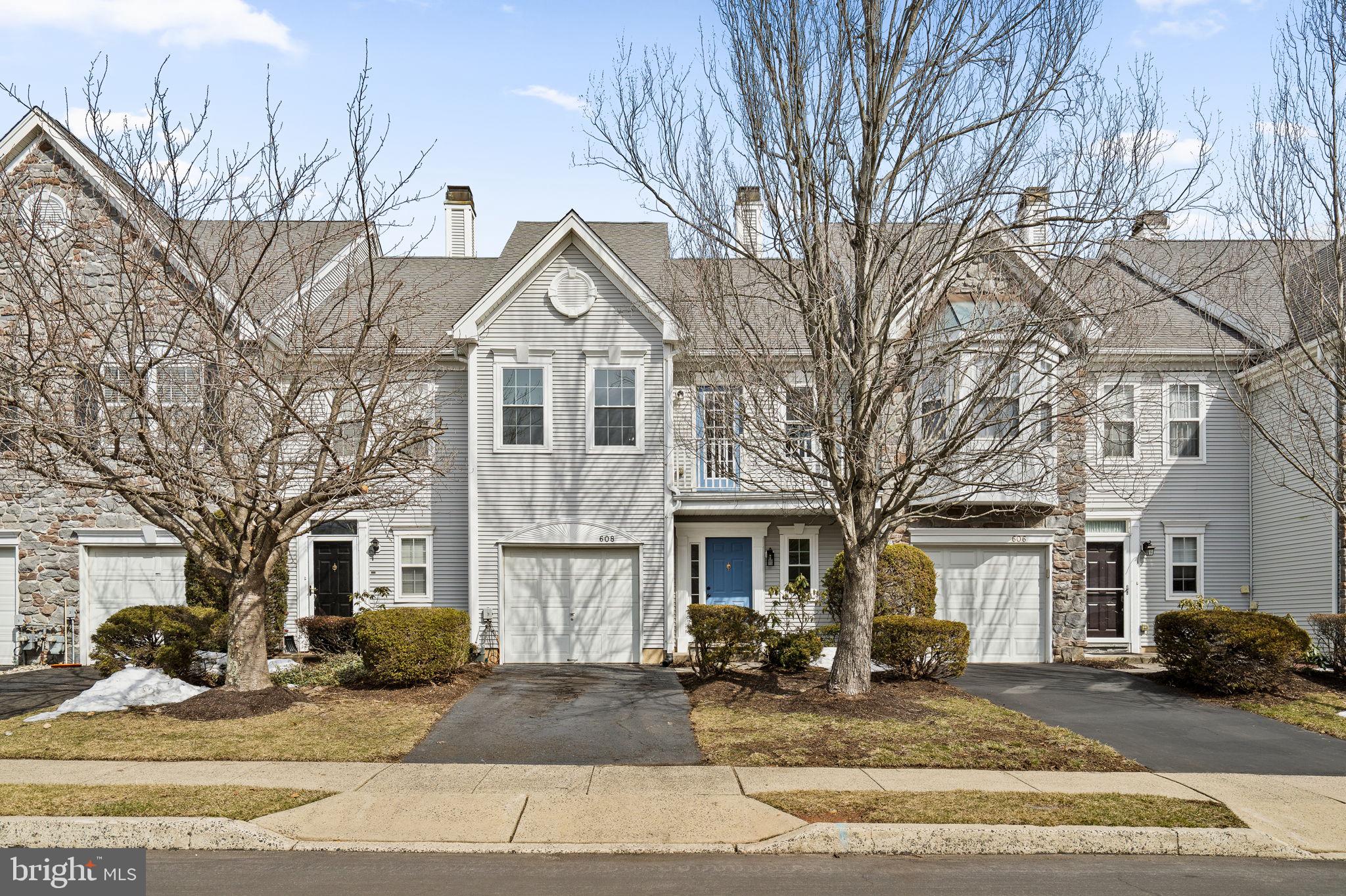 WINNERS CIRCLE - Residential