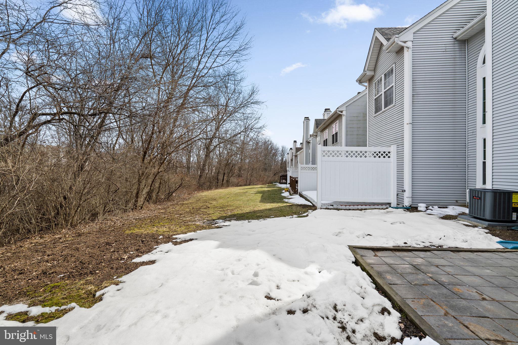 WINNERS CIRCLE - Residential