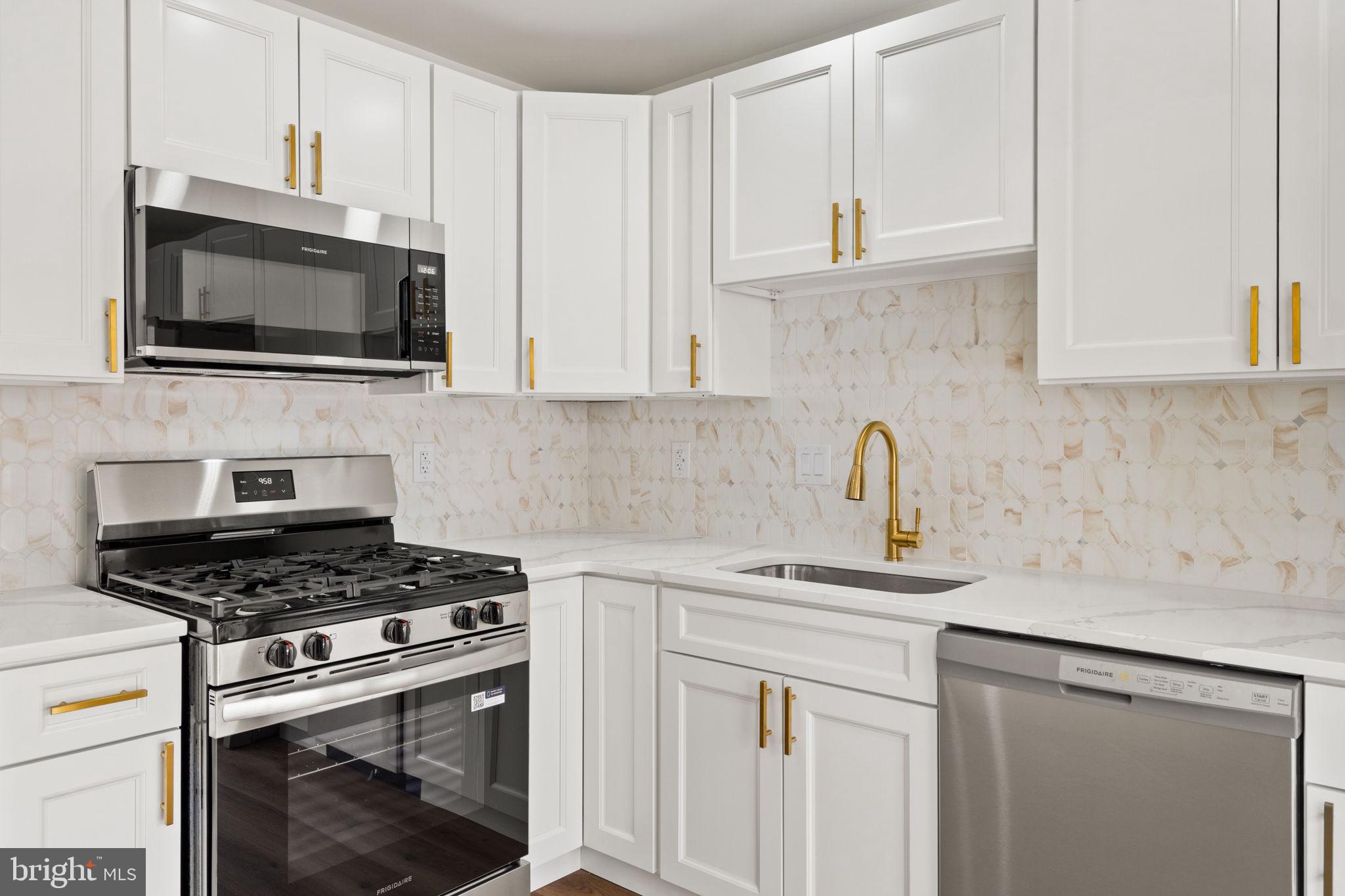 WINNERS CIRCLE - Residential