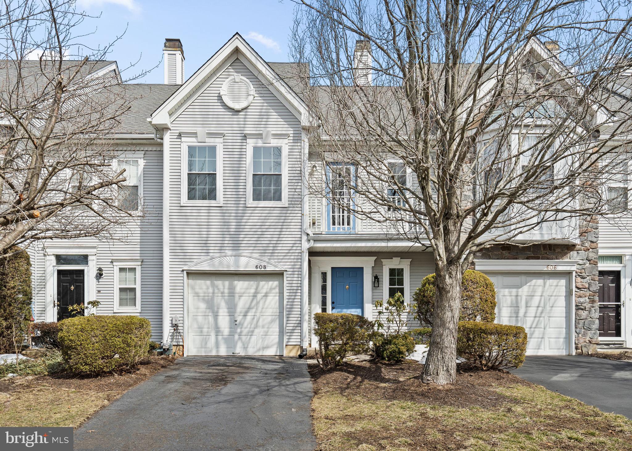 WINNERS CIRCLE - Residential