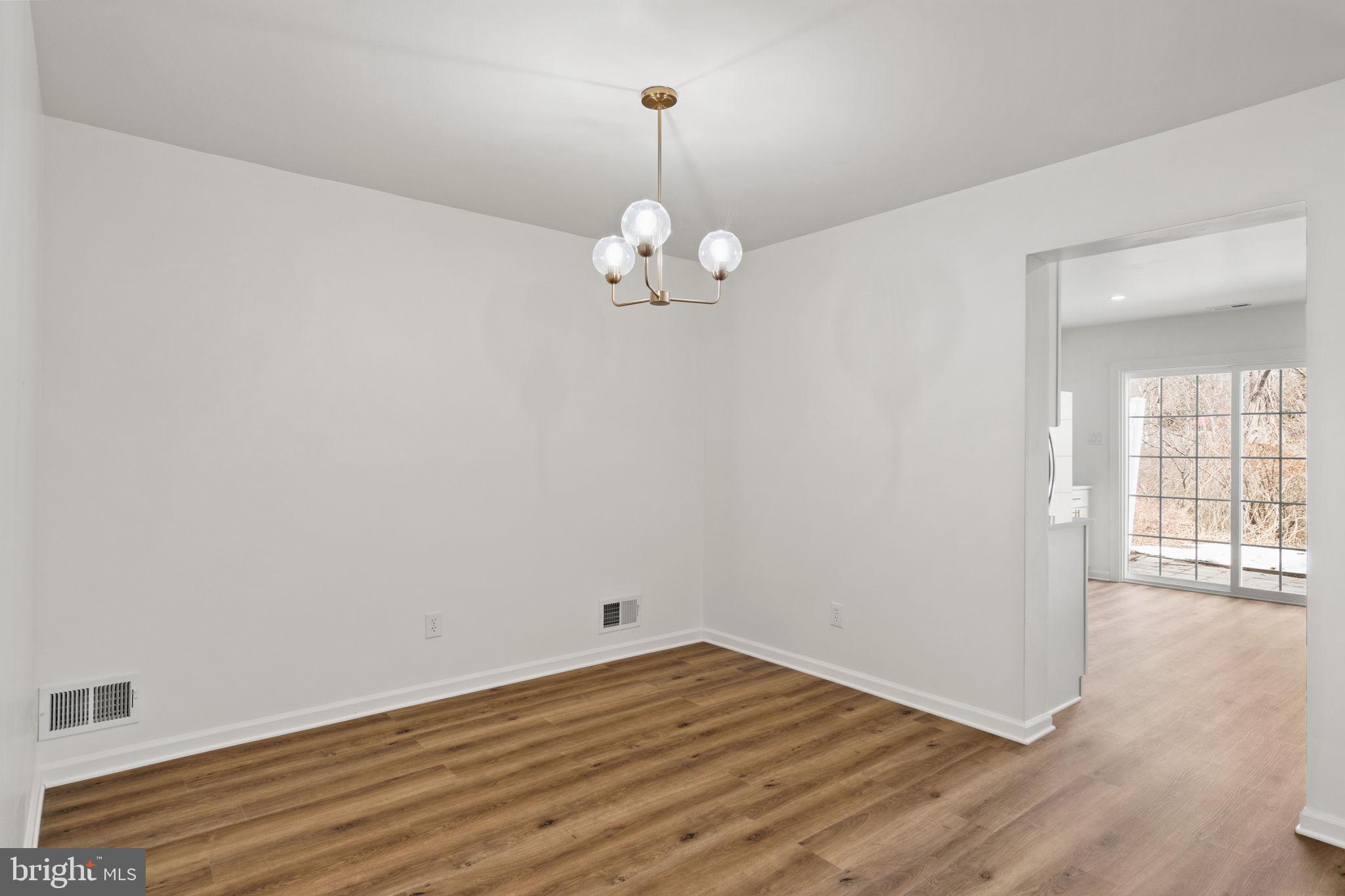 WINNERS CIRCLE - Residential