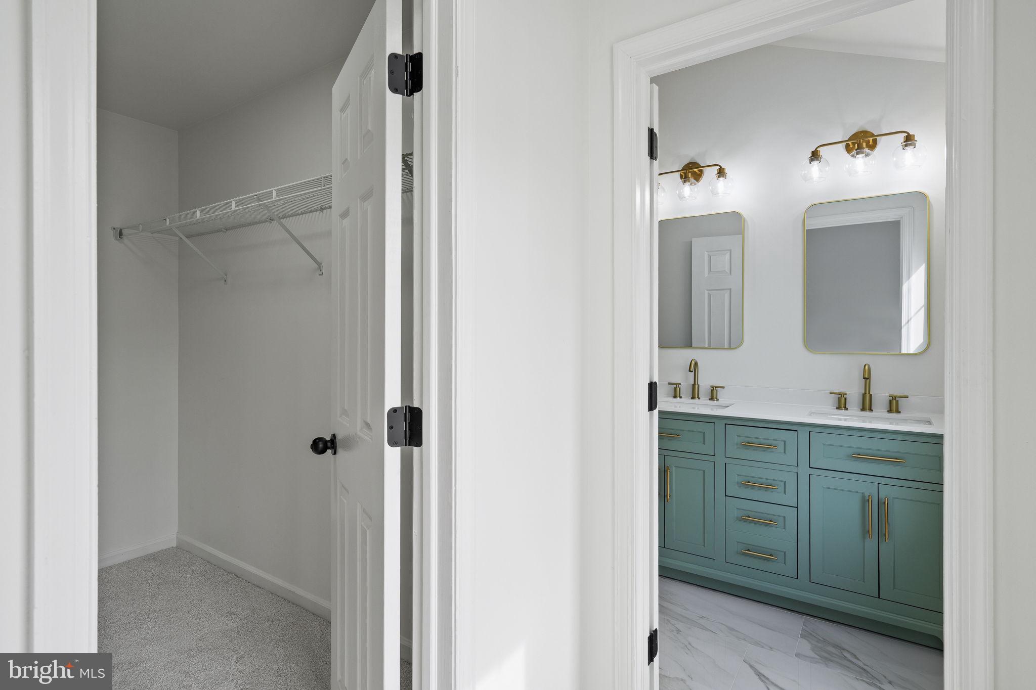 WINNERS CIRCLE - Residential