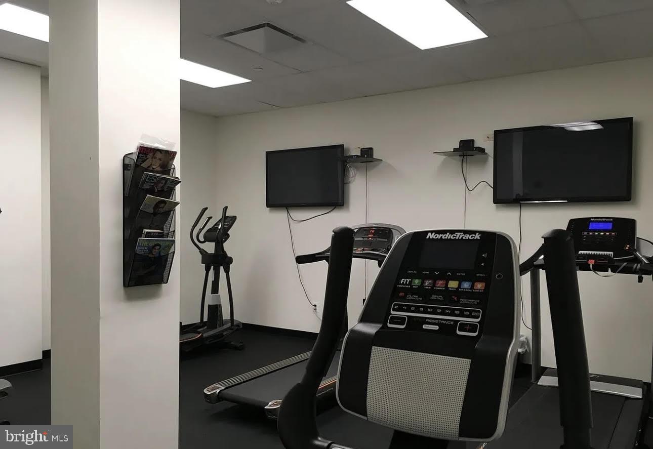 MOUNT VERNON PLACE HISTORIC DISTRICT - Residential Lease