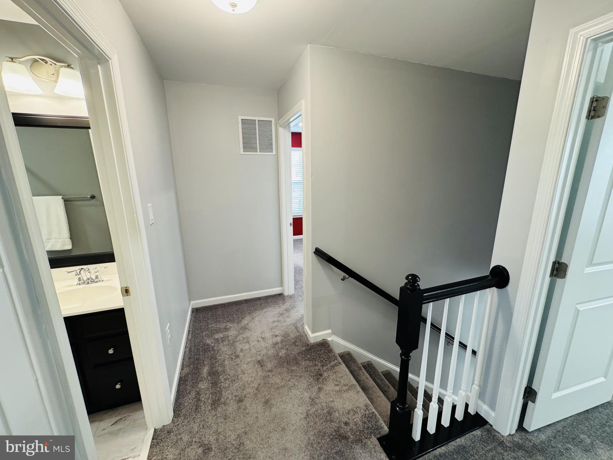 OAKCREST - Residential