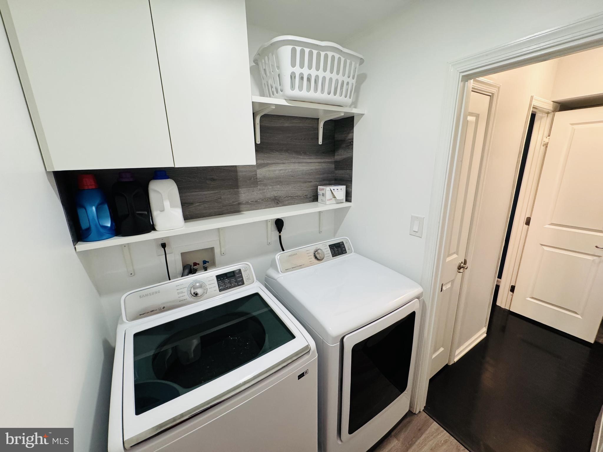 OAKCREST - Residential