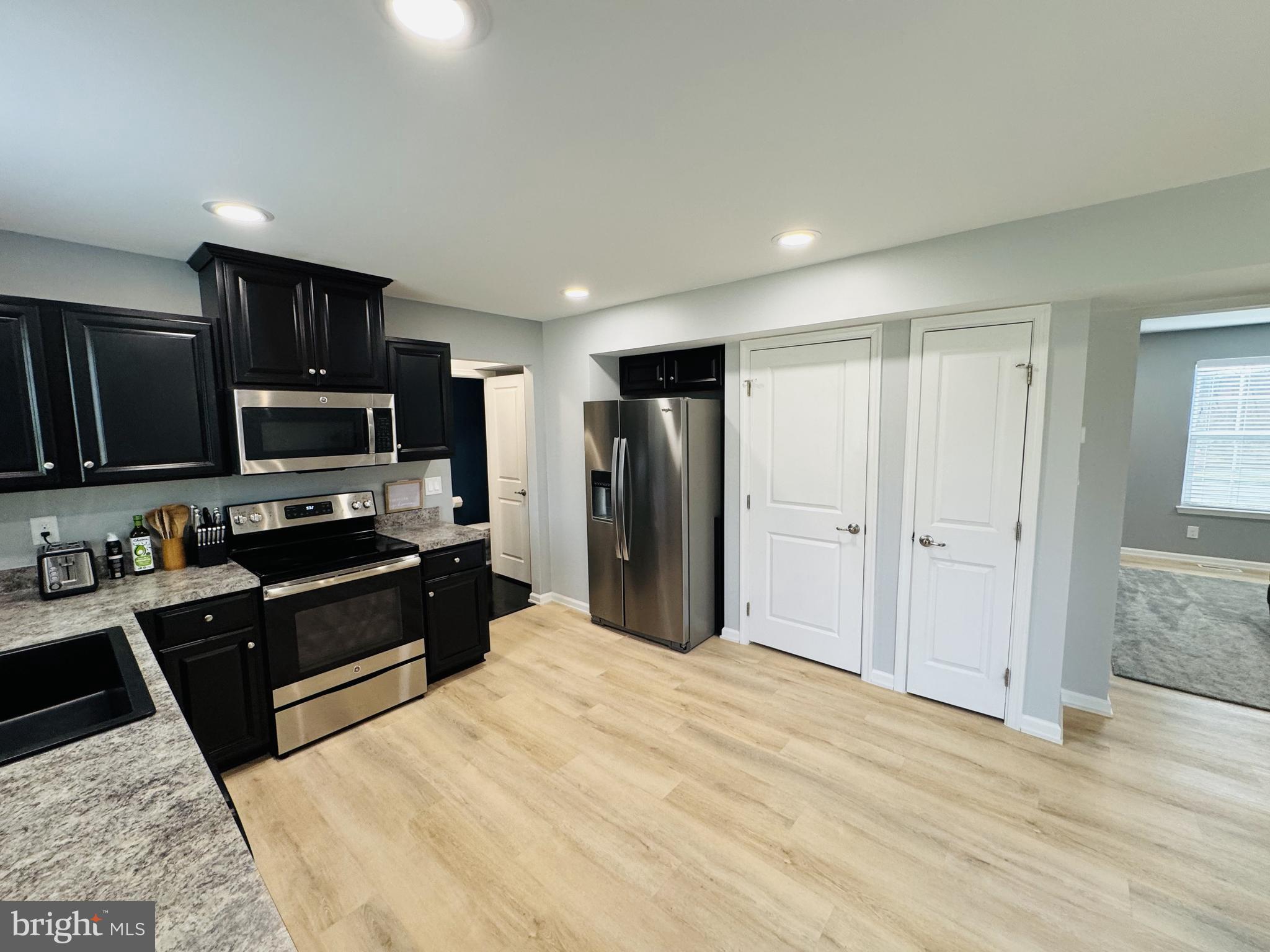 OAKCREST - Residential