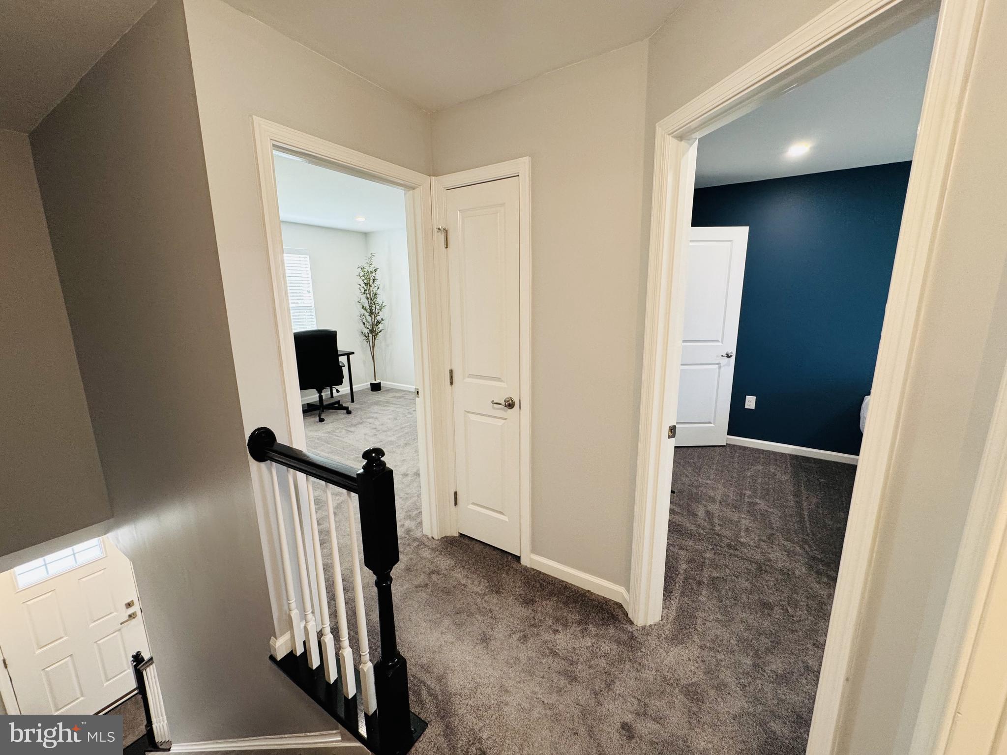 OAKCREST - Residential