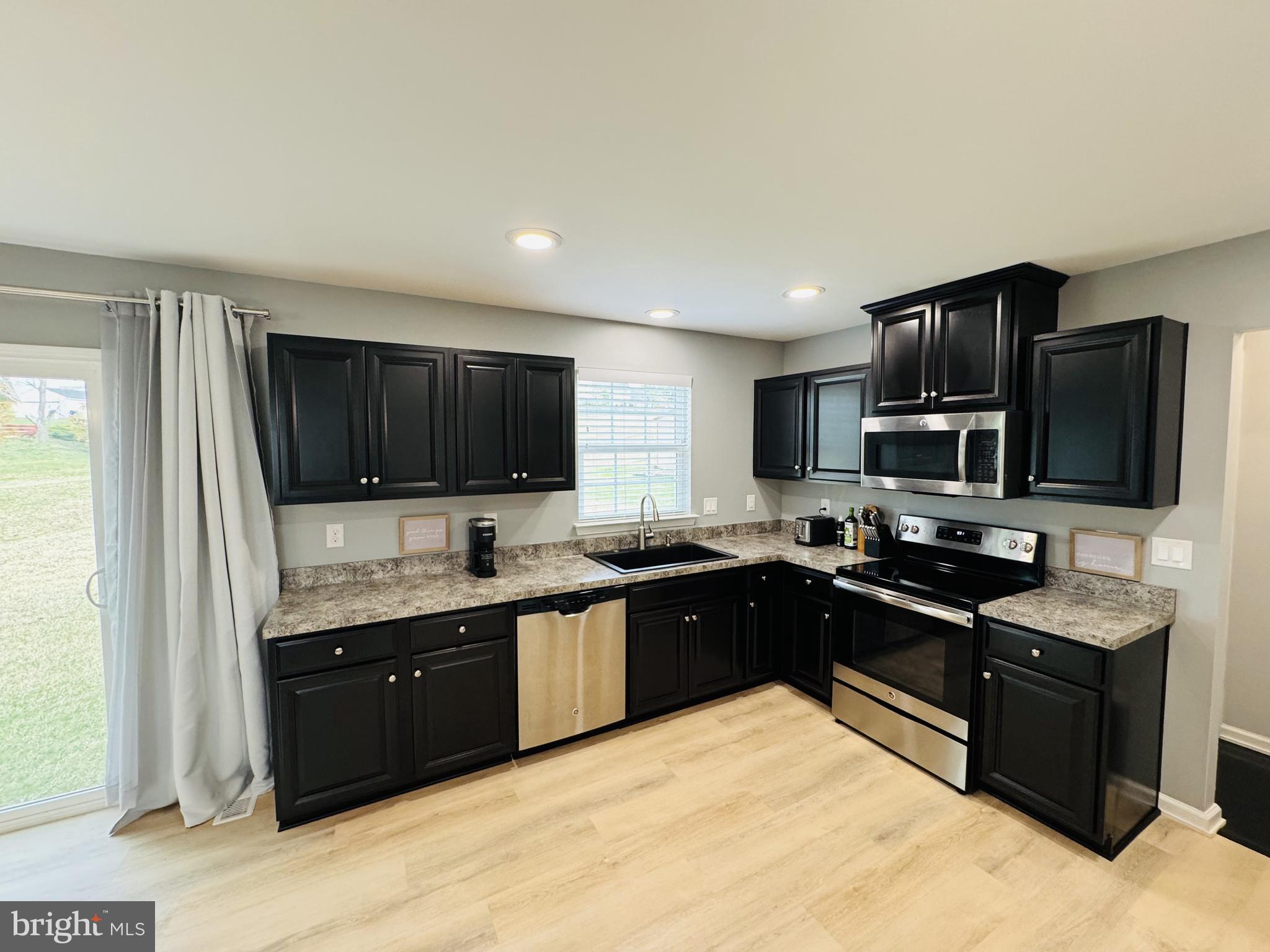 OAKCREST - Residential