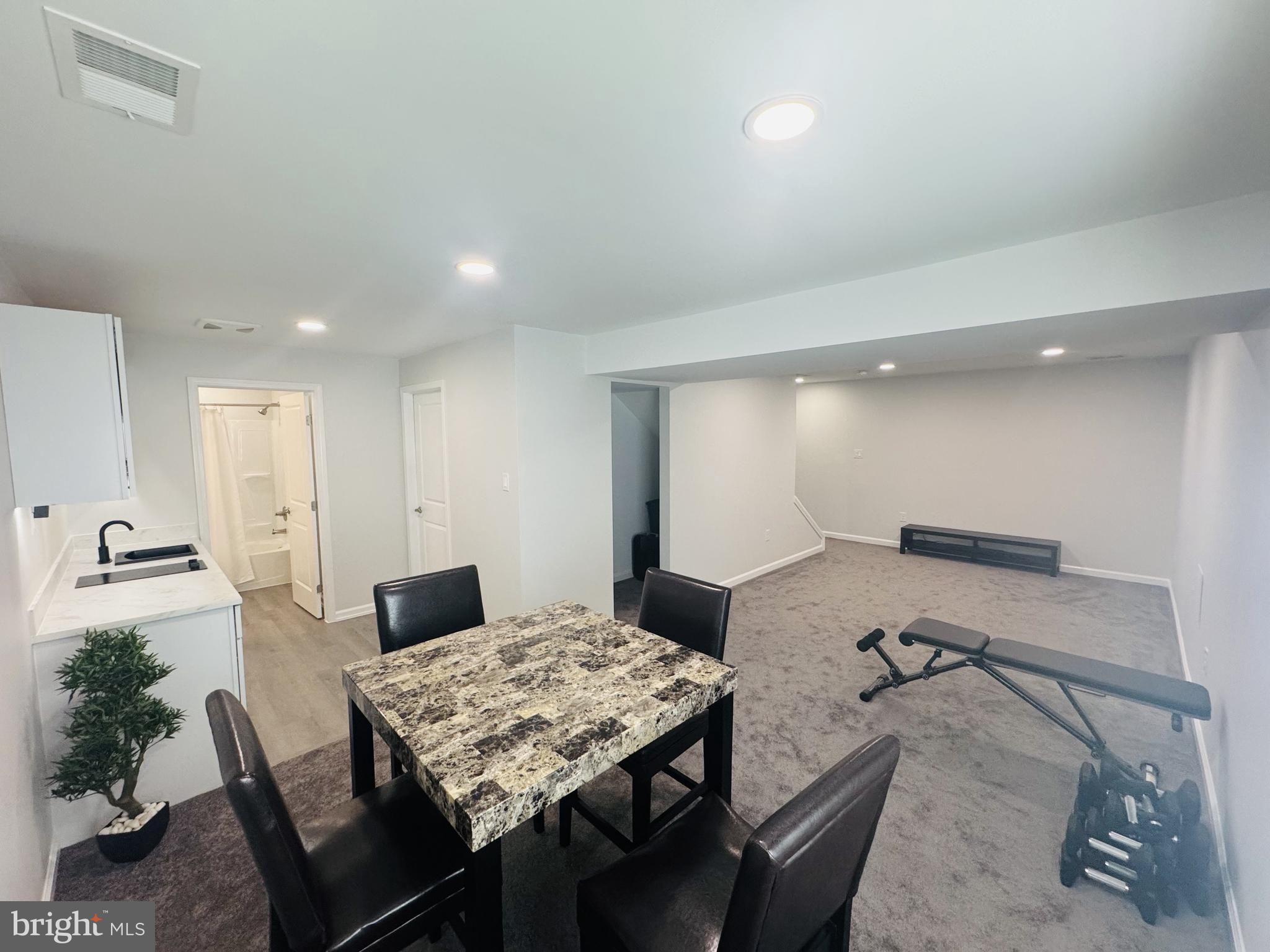 OAKCREST - Residential