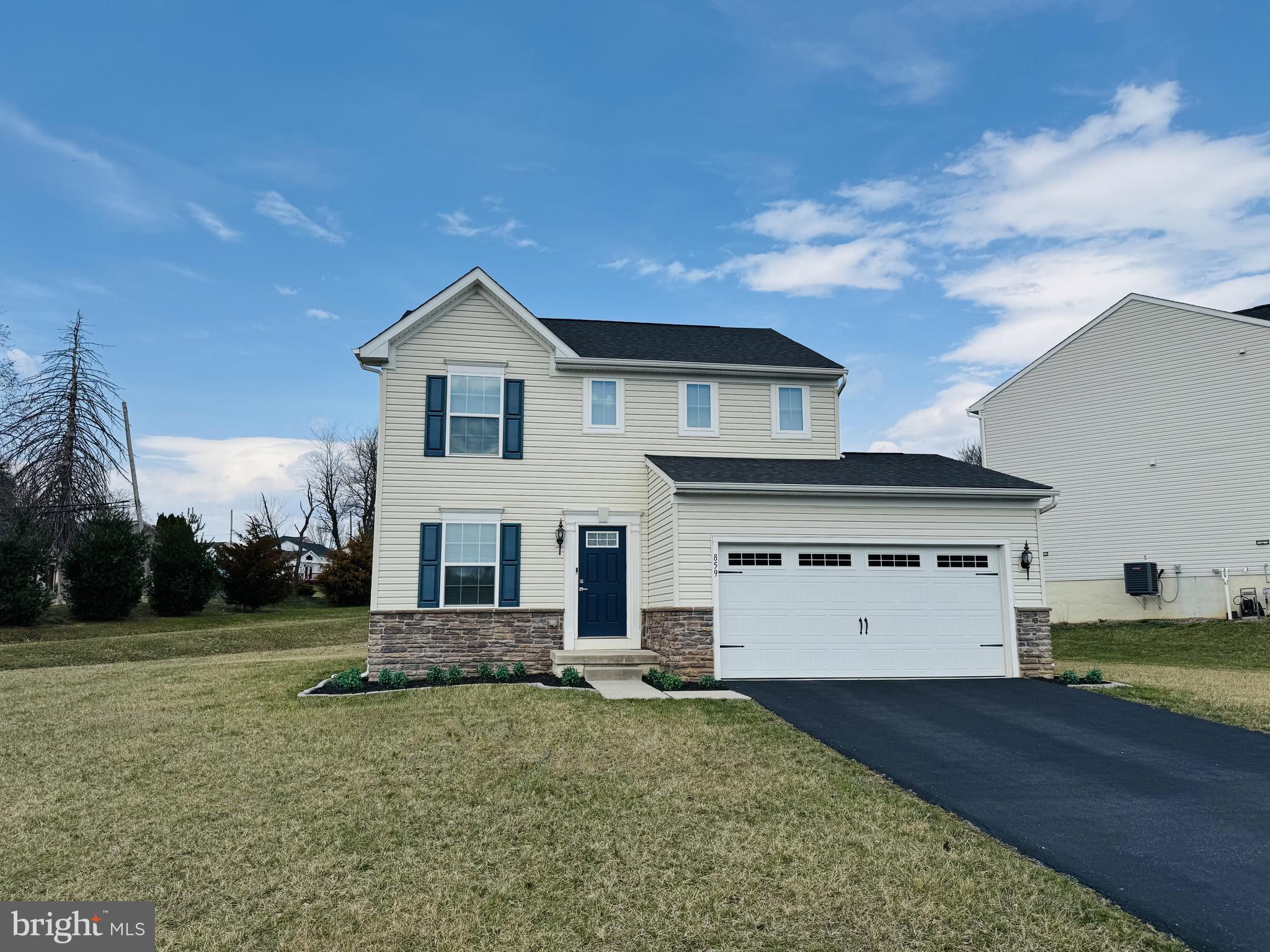 OAKCREST - Residential