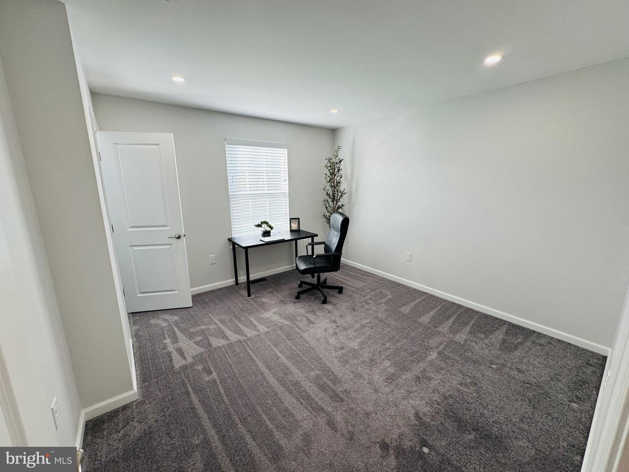 OAKCREST - Residential