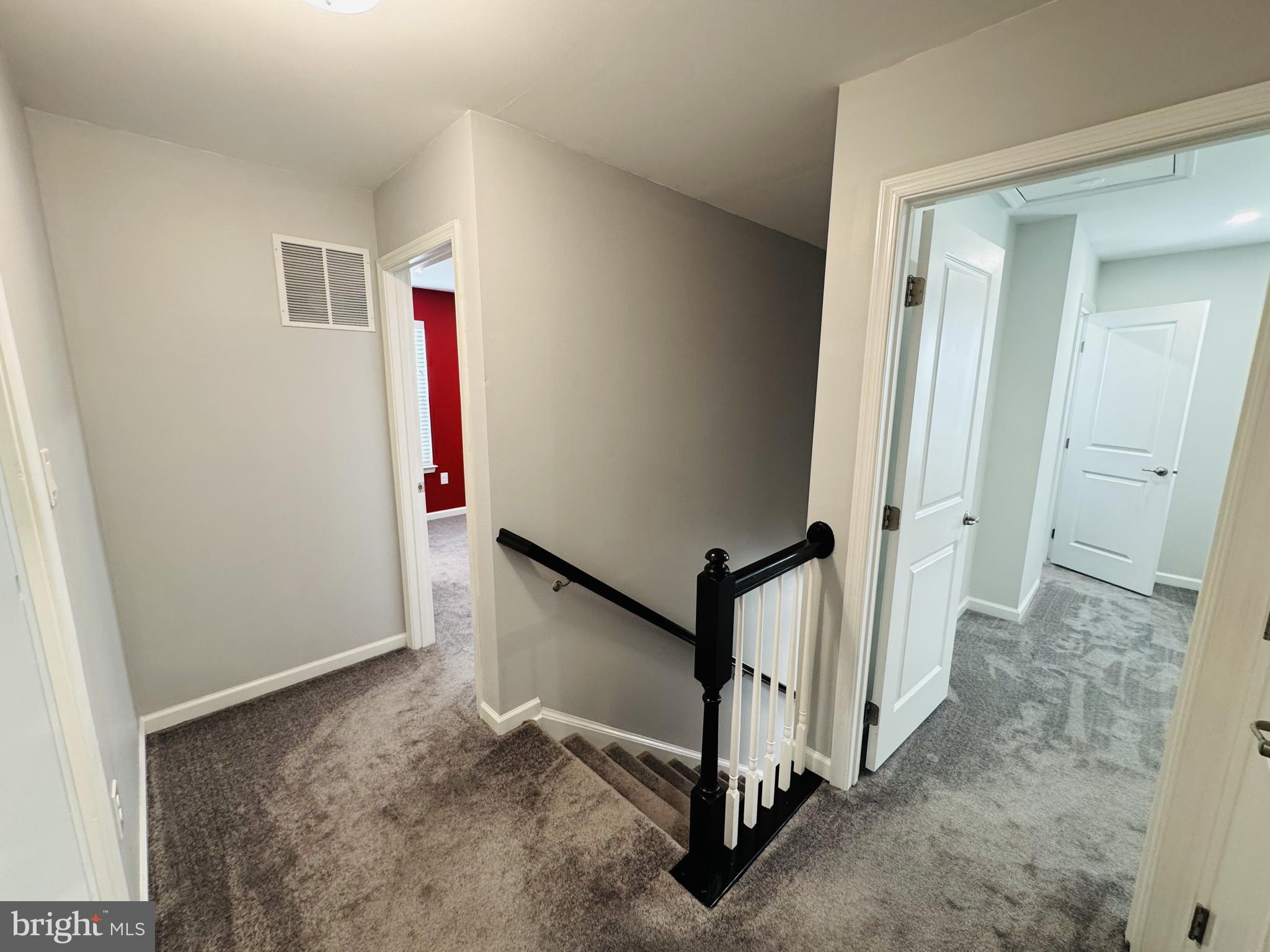 OAKCREST - Residential