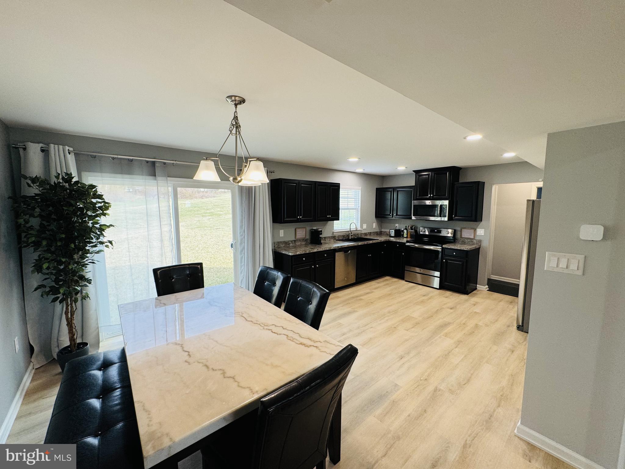 OAKCREST - Residential