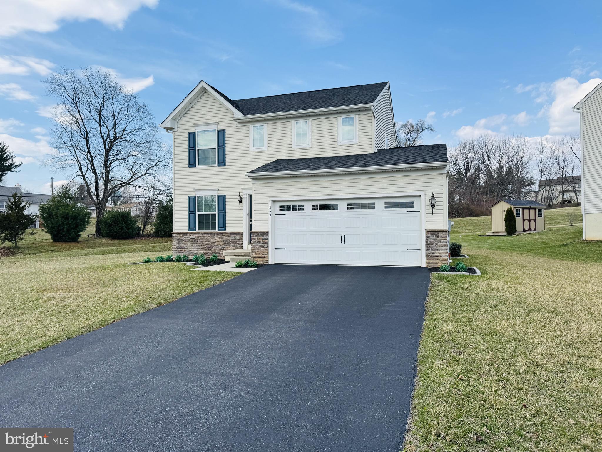 OAKCREST - Residential