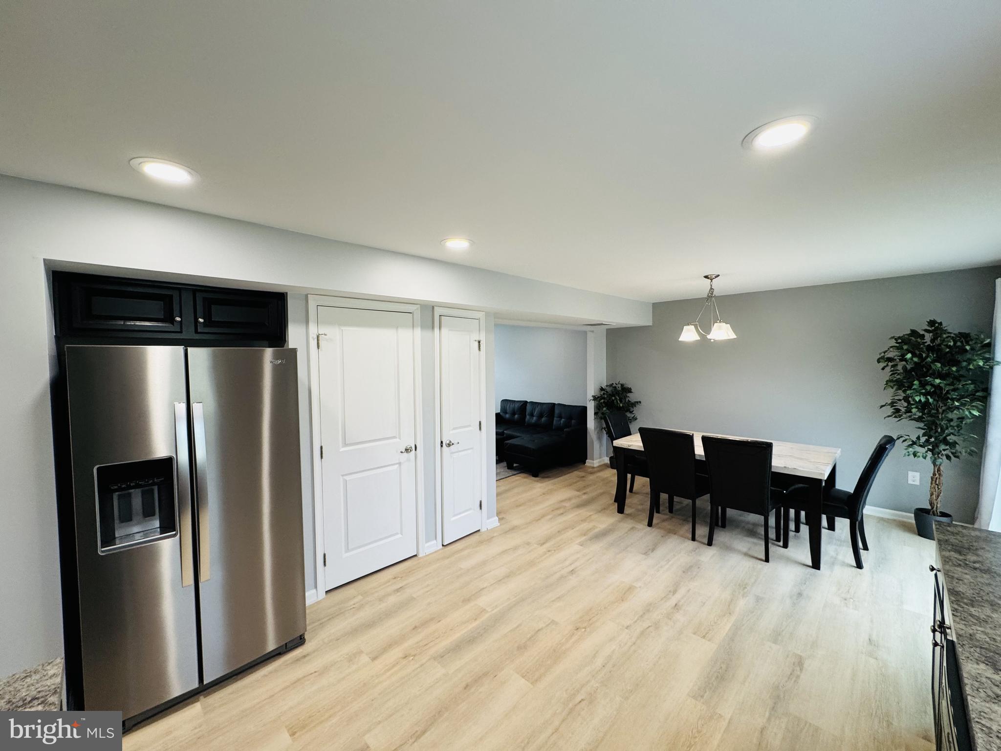 OAKCREST - Residential