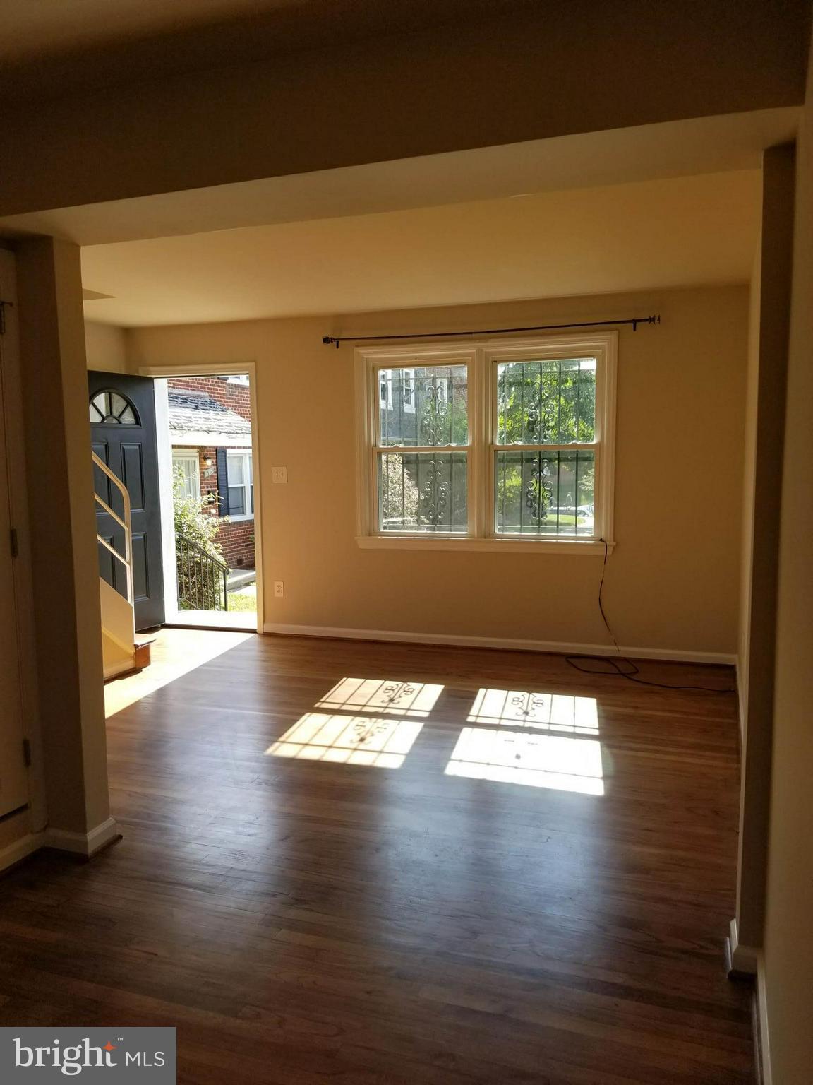 IVERSON VILLAGE CONDO - Residential Lease