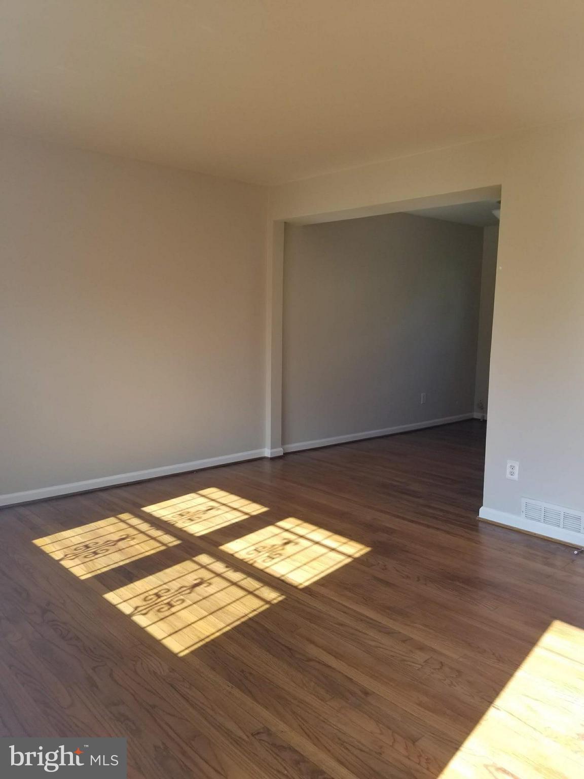 IVERSON VILLAGE CONDO - Residential Lease