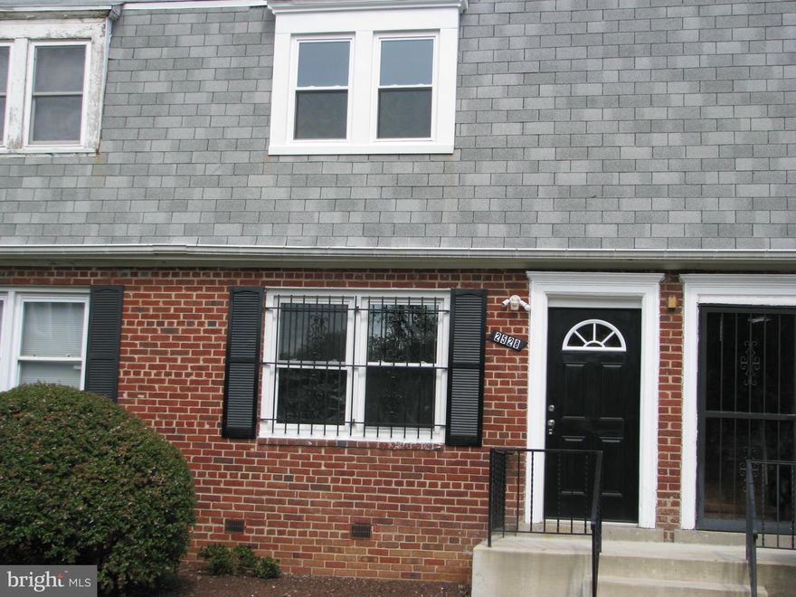 Well maintained 2 level town home featuring 2bd, 1ba with hardwood flooring throughout. (Section 8 accepted, small dogs, spayed and neutered cats allowed, 2 year leases only, Credit score of 575 required, $3300 monthly income required) No washer/dryer