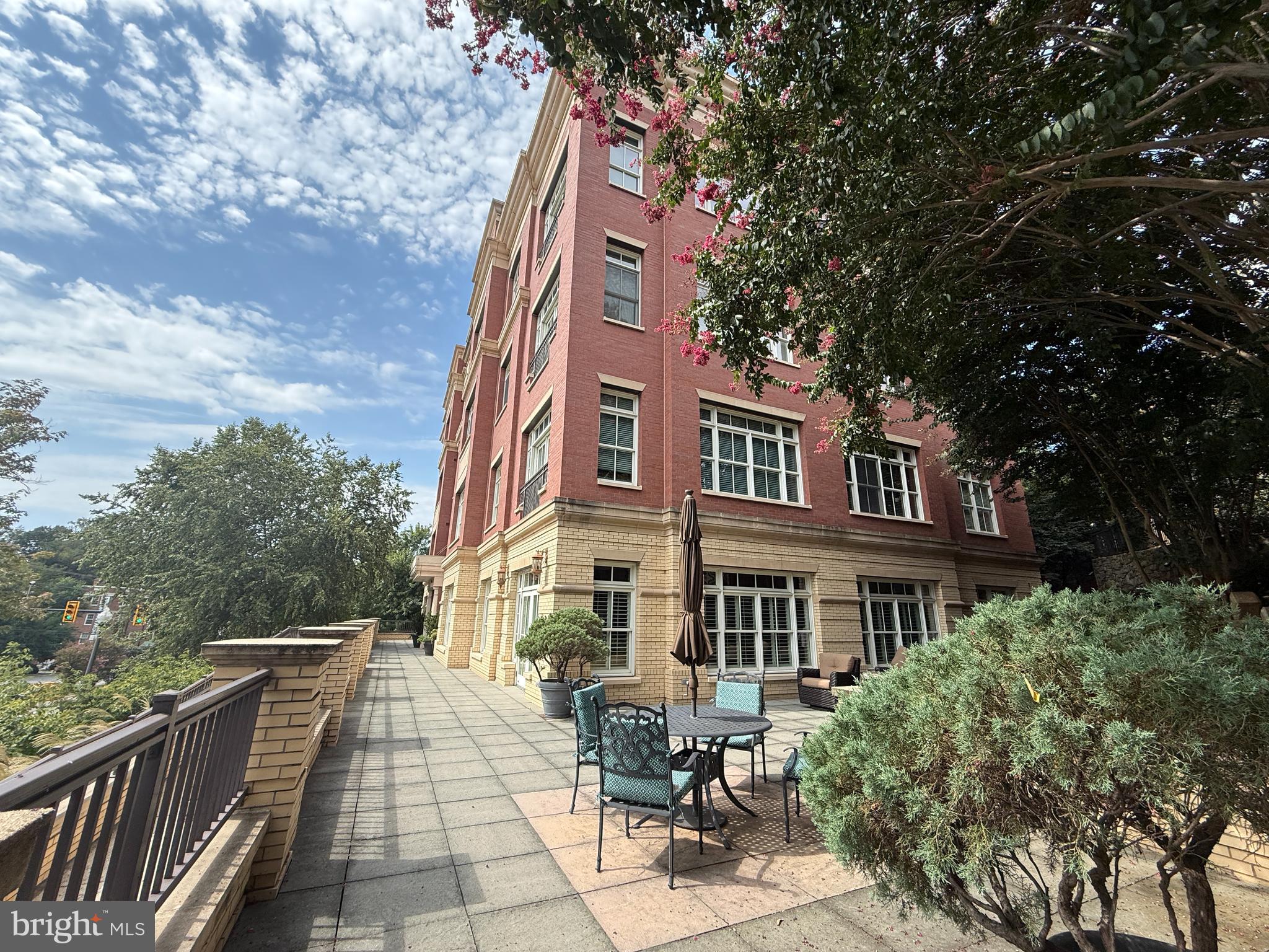 2801 LANGSTON BOULEVARD 302