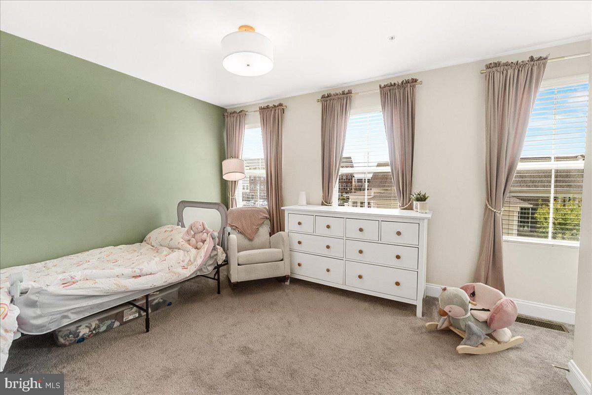 WESTVIEW SOUTH - Residential