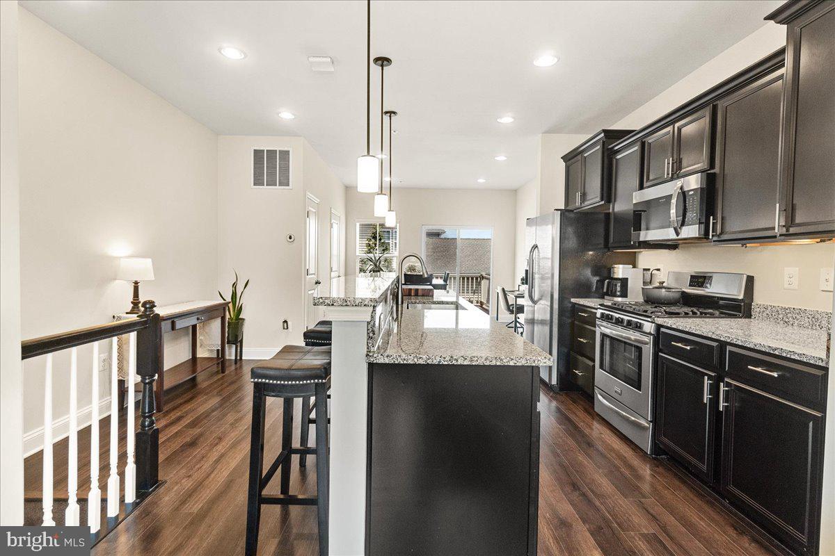 WESTVIEW SOUTH - Residential