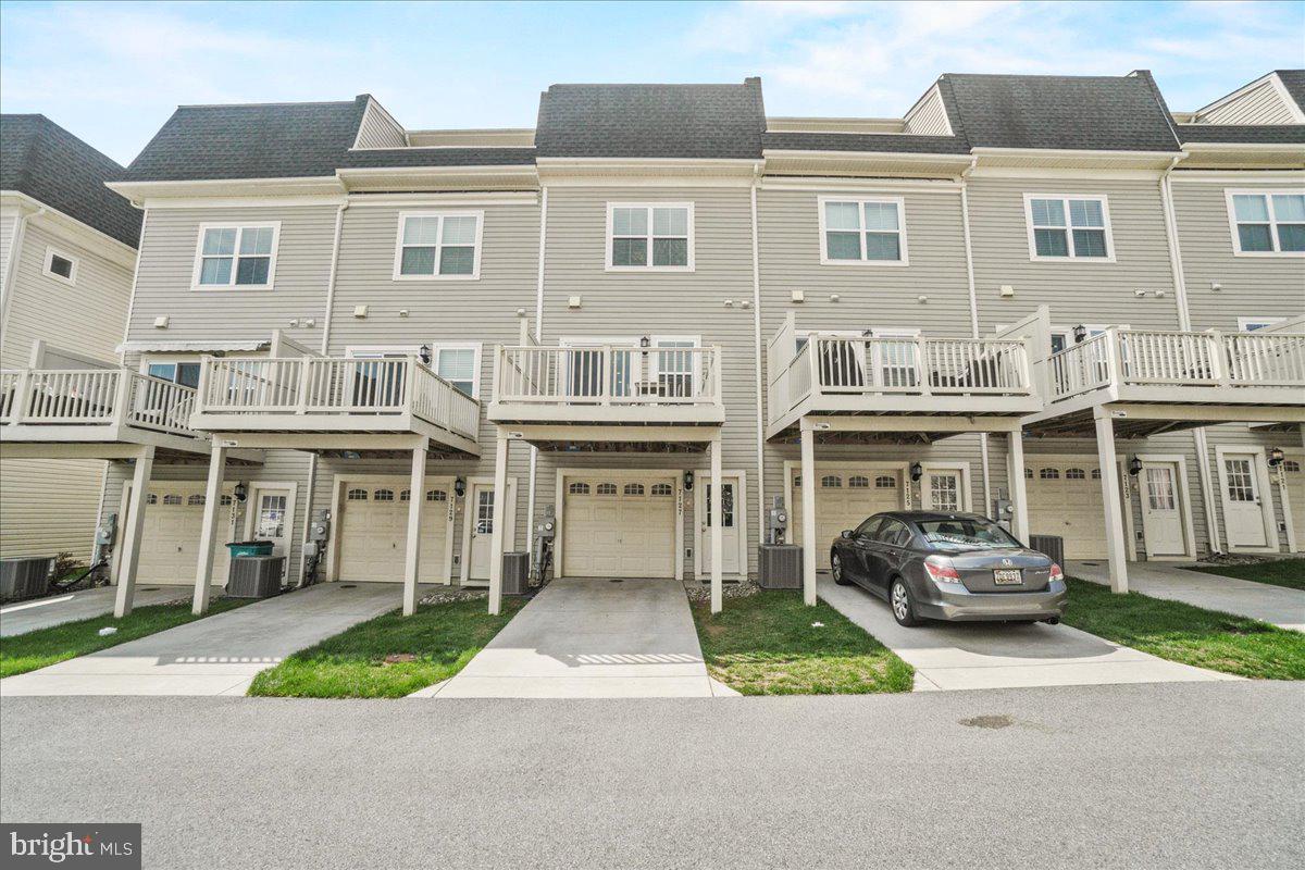 WESTVIEW SOUTH - Residential