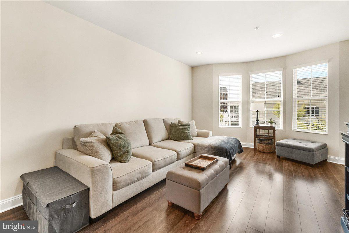 WESTVIEW SOUTH - Residential