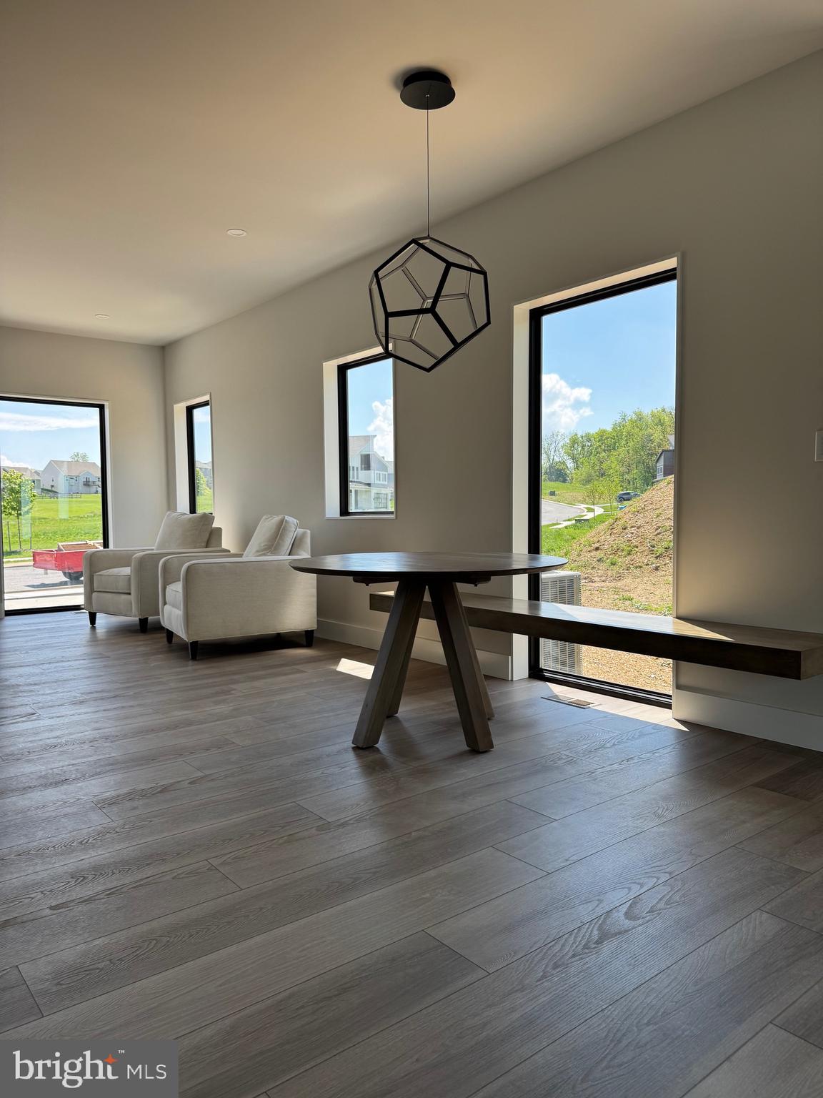 MOUNTAIN MEADOWS - Residential