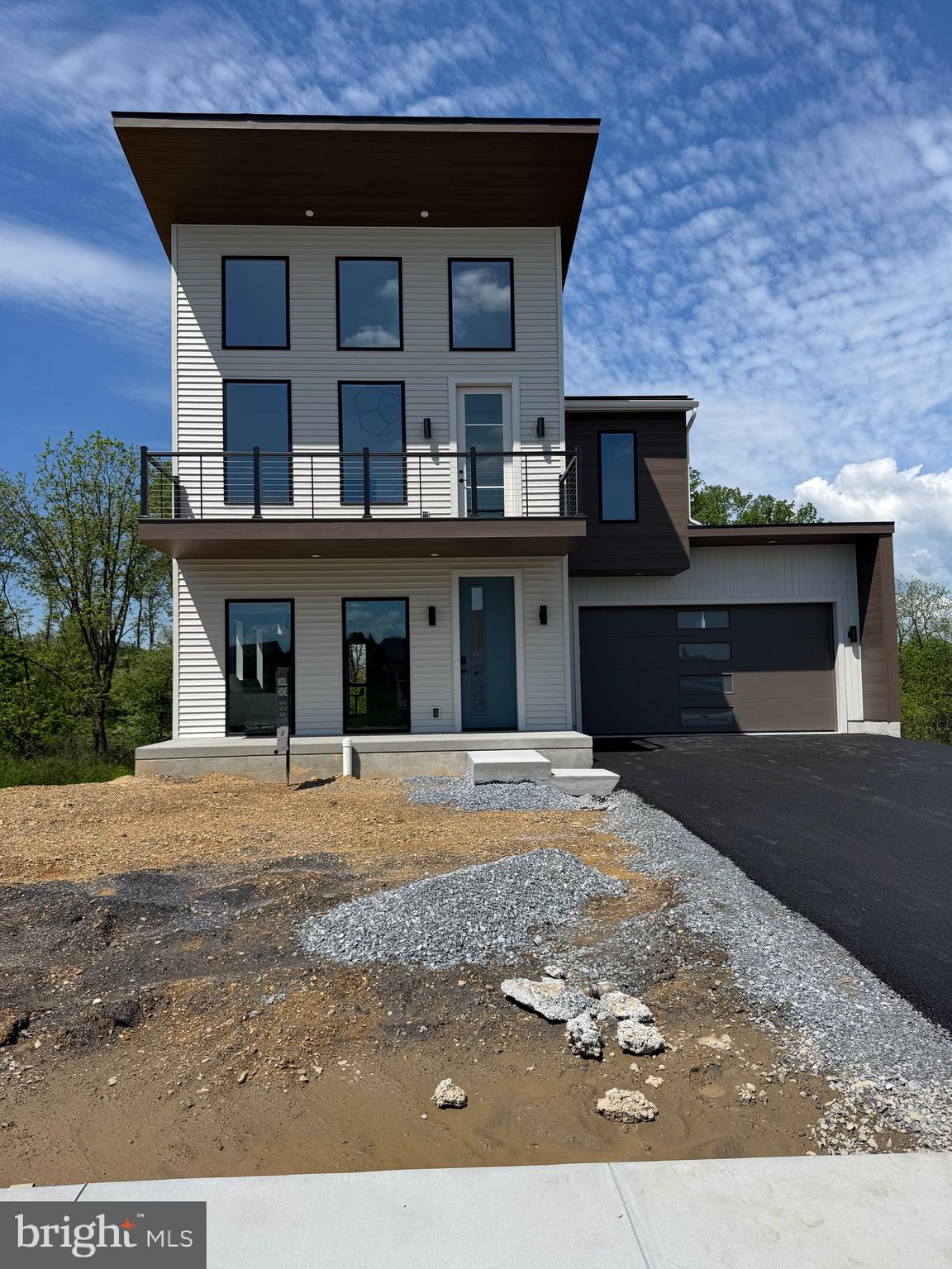 MOUNTAIN MEADOWS - Residential