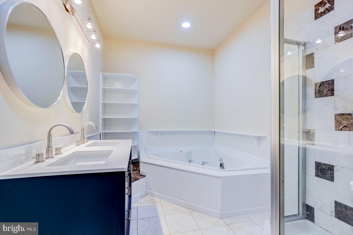 SUNNYBROOK ESTATES - Residential