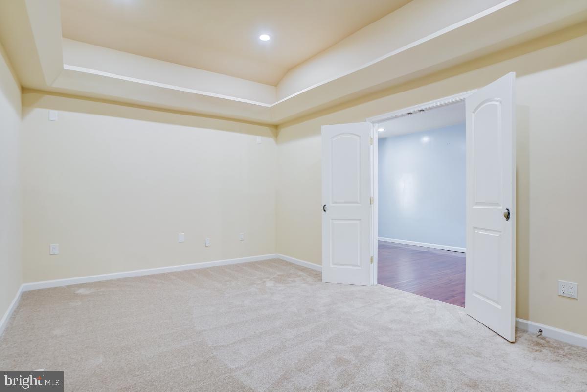 SUNNYBROOK ESTATES - Residential