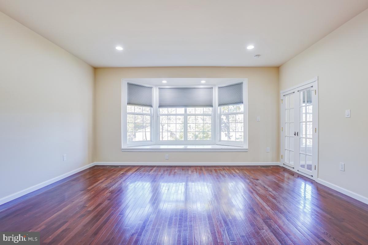 SUNNYBROOK ESTATES - Residential