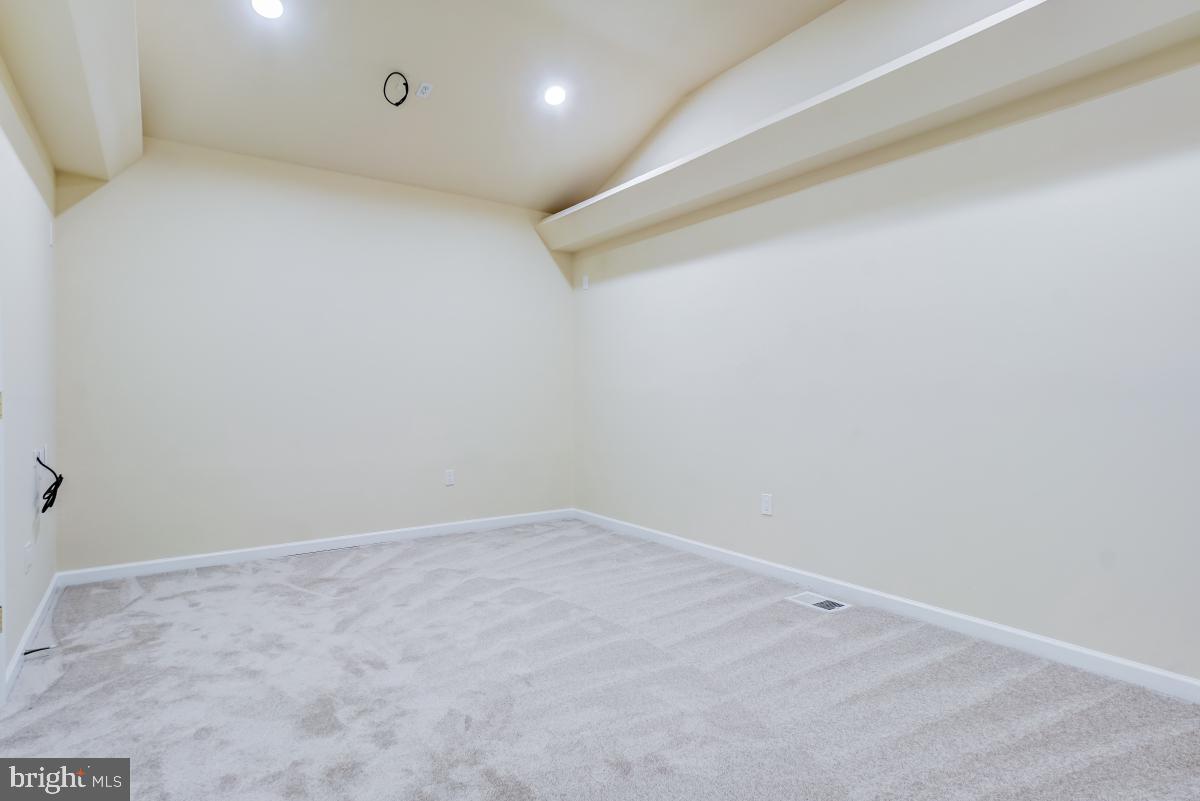 SUNNYBROOK ESTATES - Residential