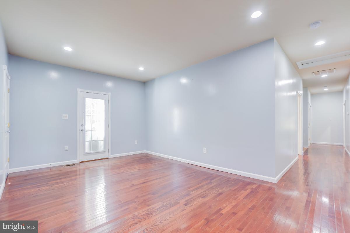 SUNNYBROOK ESTATES - Residential