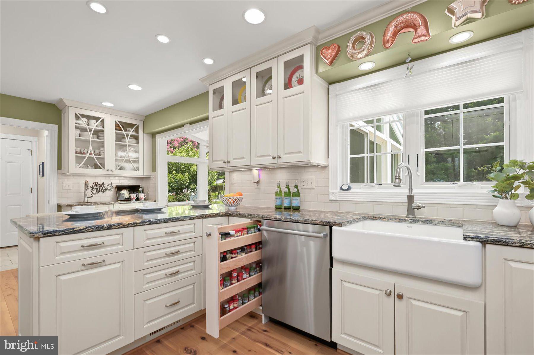 BRANTLY - Residential